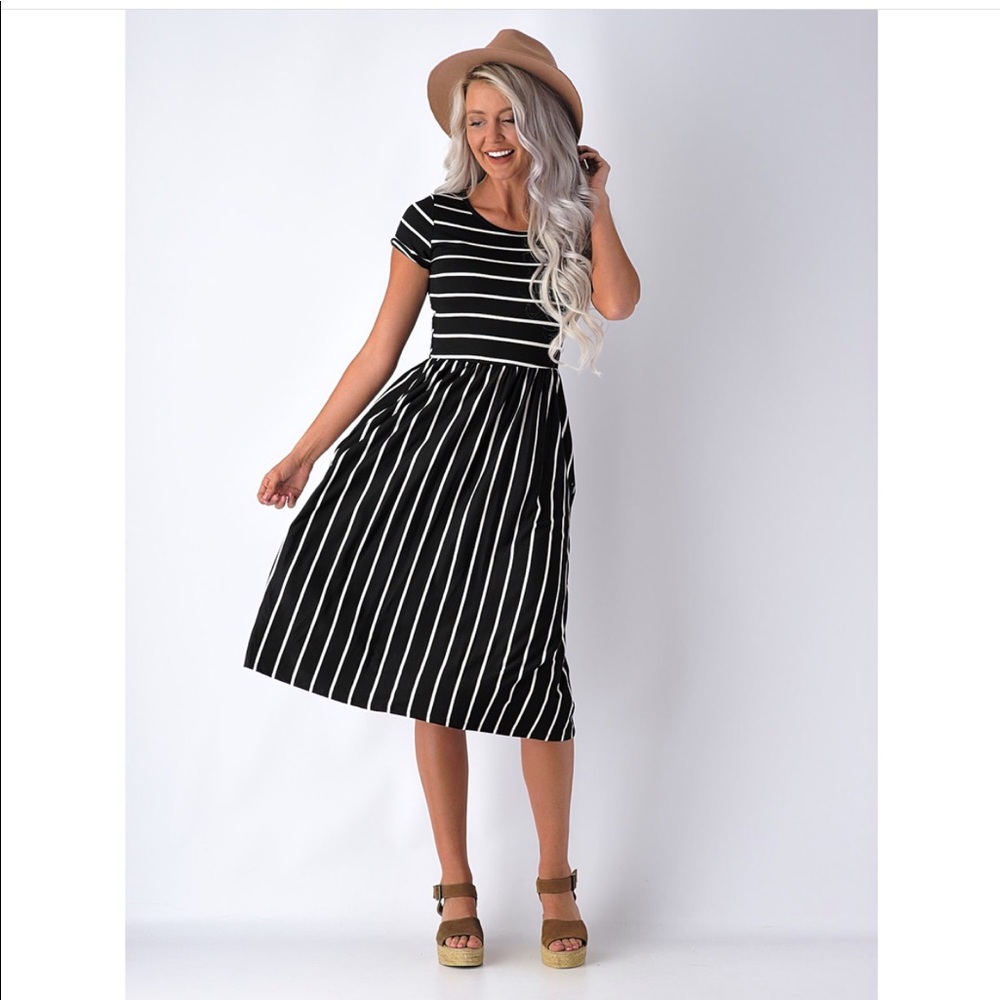 Dress/casual/striped/